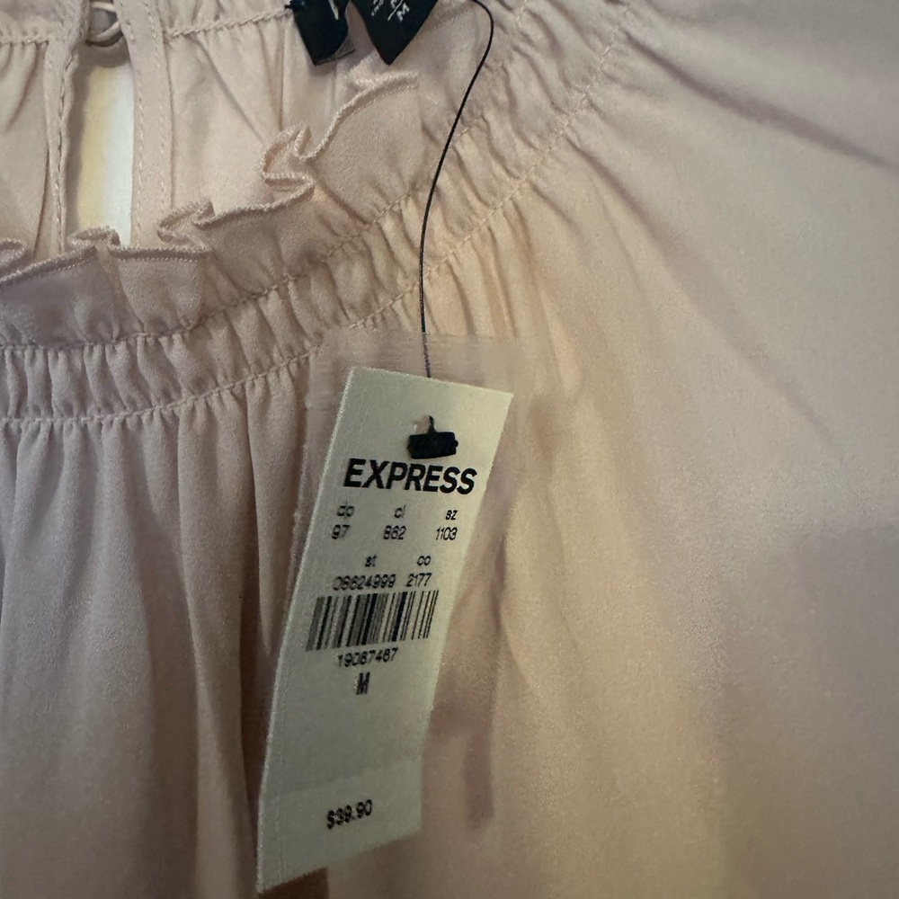 Express NWT Ruffle Neck Blouse - Picture 4 of 4